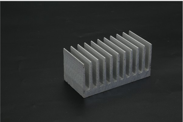 铝挤压散热片 铝挤压散热片